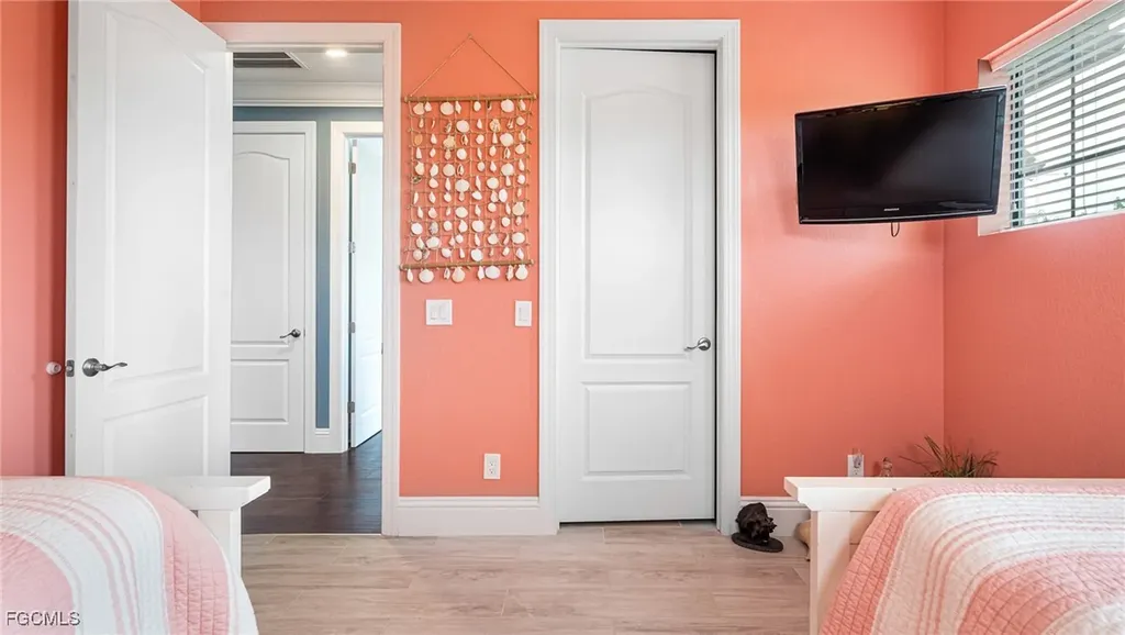 101 SW 39th Place Cape Coral FL 33991