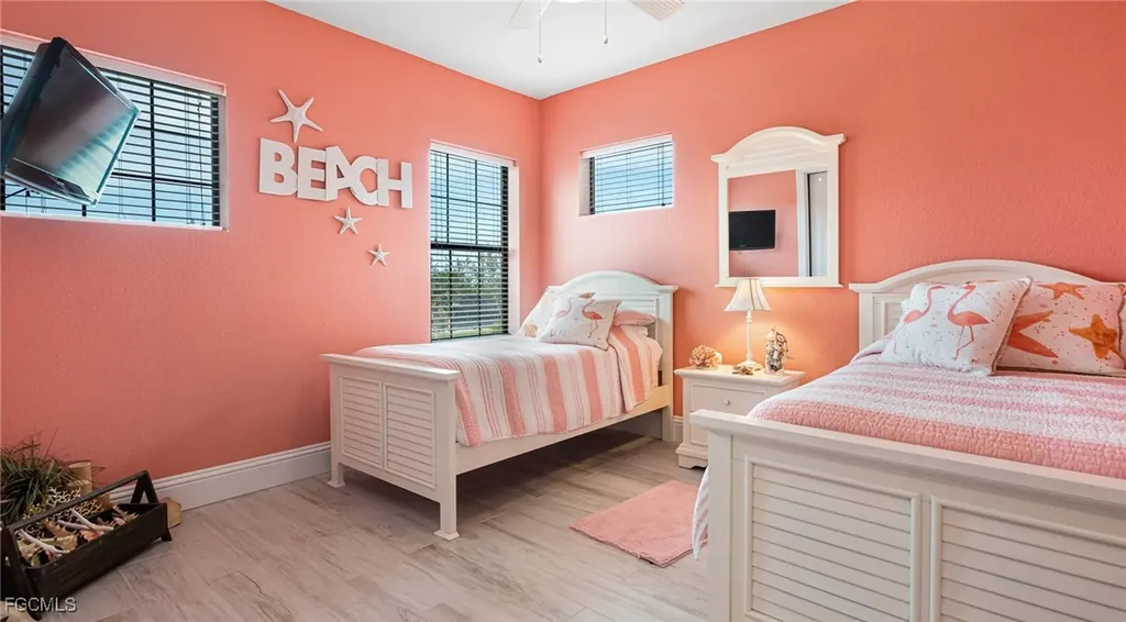 101 SW 39th Place Cape Coral FL 33991