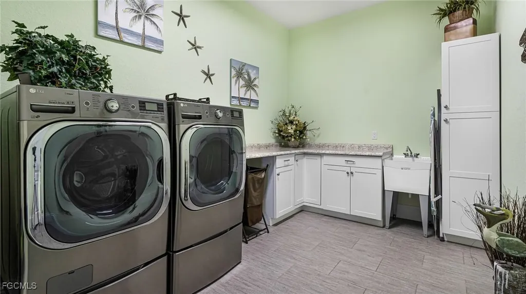 101 SW 39th Place Cape Coral FL 33991