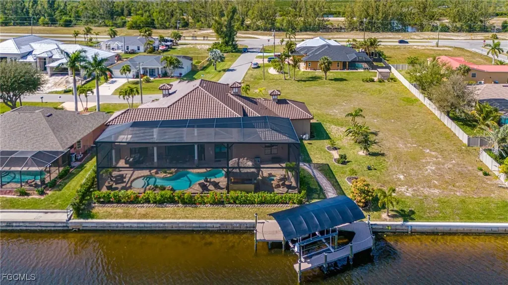 101 SW 39th Place Cape Coral FL 33991