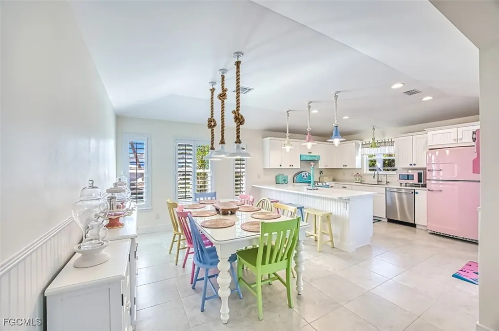 1233 Middle Gulf Drive Sanibel FL 33957
