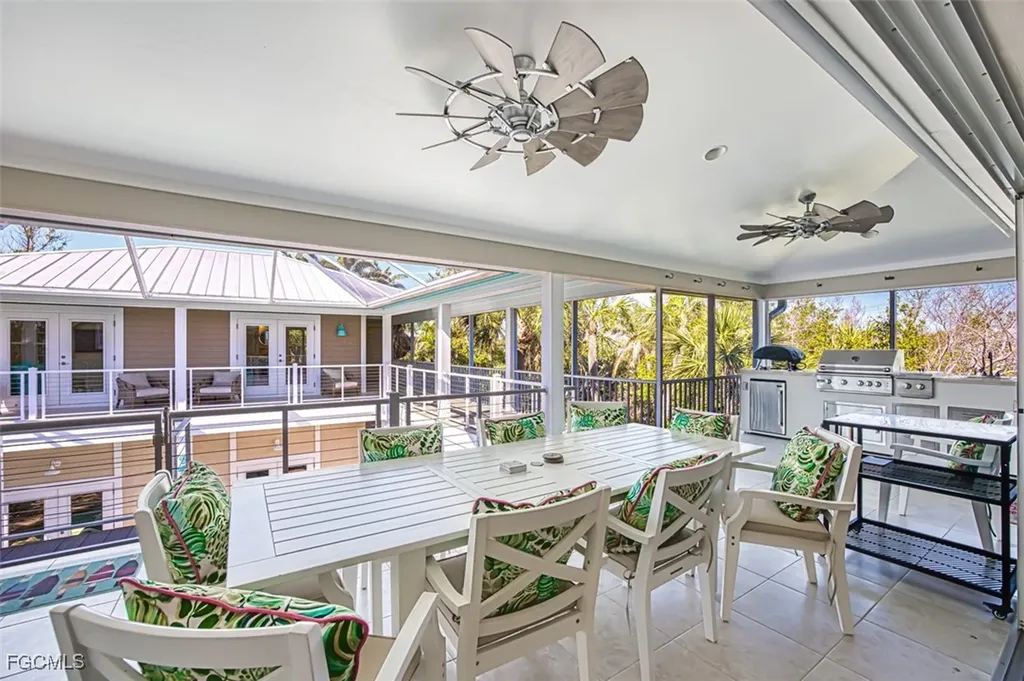 1233 Middle Gulf Drive Sanibel FL 33957