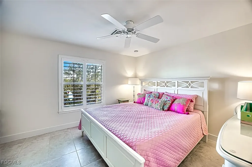 1233 Middle Gulf Drive Sanibel FL 33957