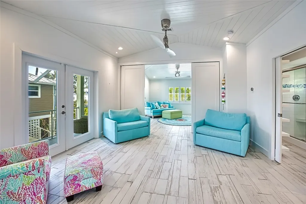 1233 Middle Gulf Drive Sanibel FL 33957