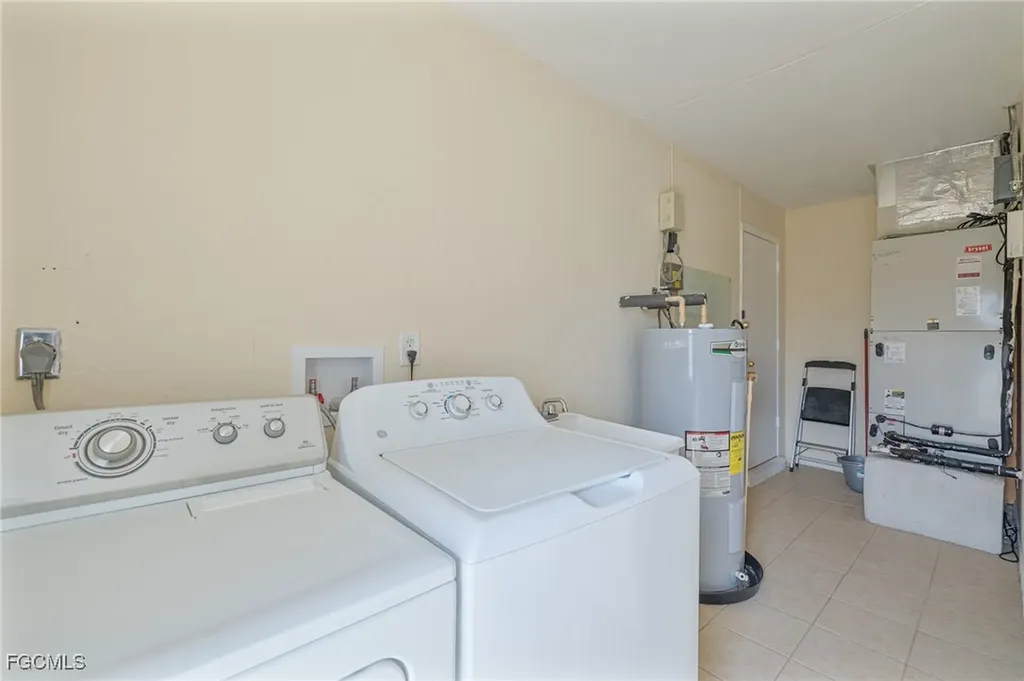1628 Country Club Boulevard Cape Coral FL 33990