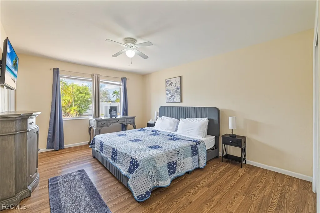 1628 Country Club Boulevard Cape Coral FL 33990