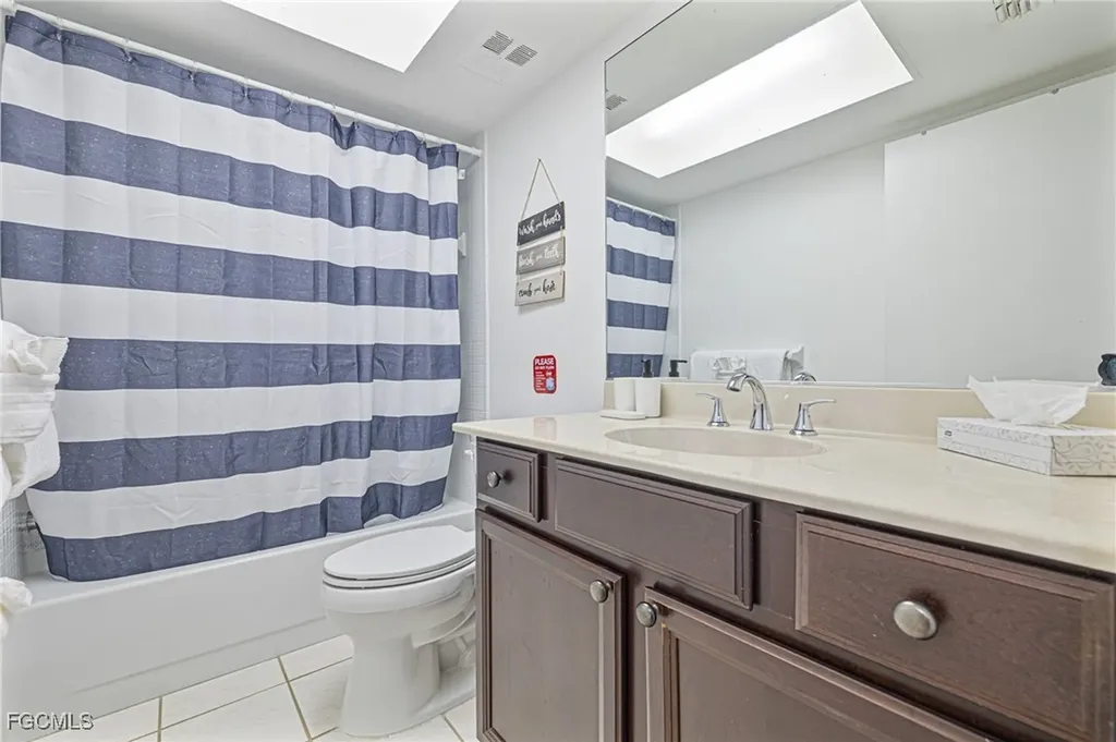 1628 Country Club Boulevard Cape Coral FL 33990