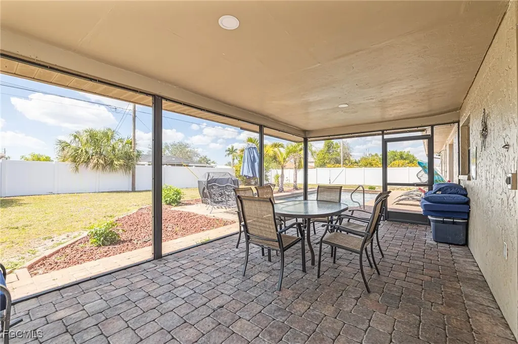 1628 Country Club Boulevard Cape Coral FL 33990