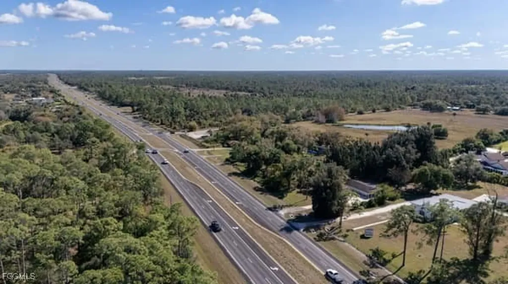 17770 Palm Beach Boulevard Alva FL 33920