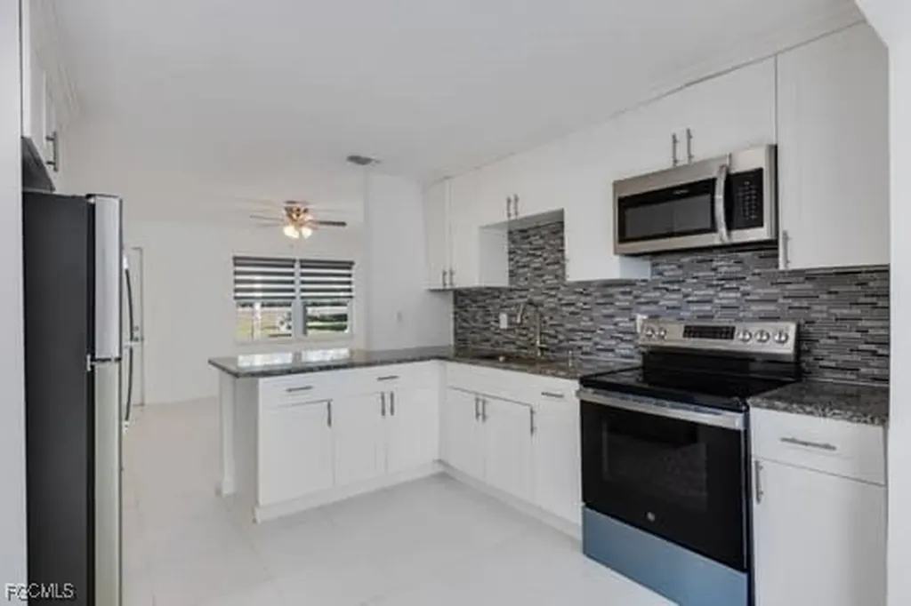 17770 Palm Beach Boulevard Alva FL 33920