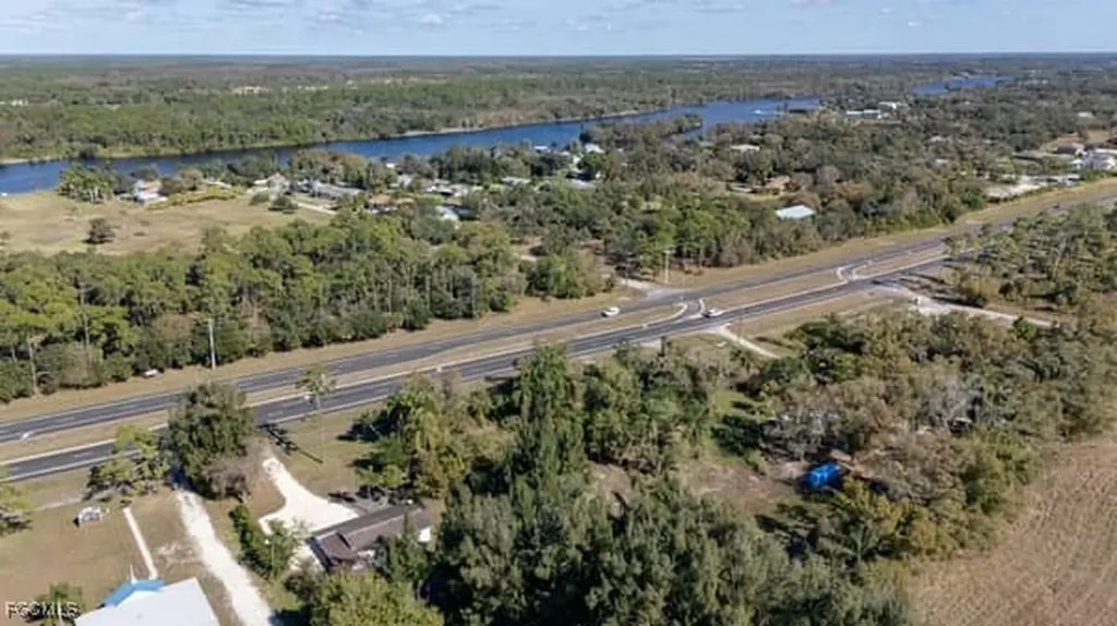 17770 Palm Beach Boulevard Alva FL 33920