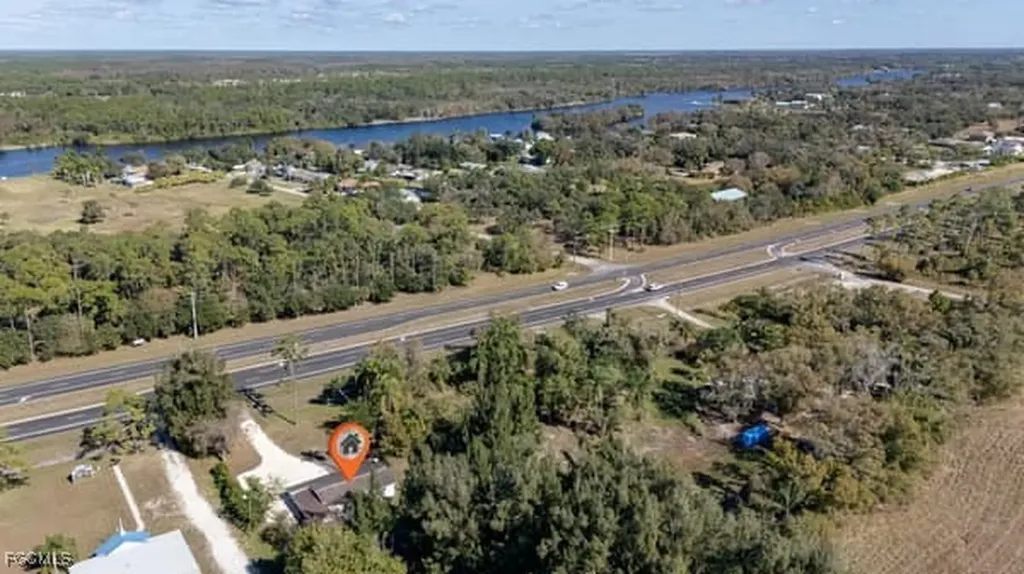 17770 Palm Beach Boulevard Alva FL 33920