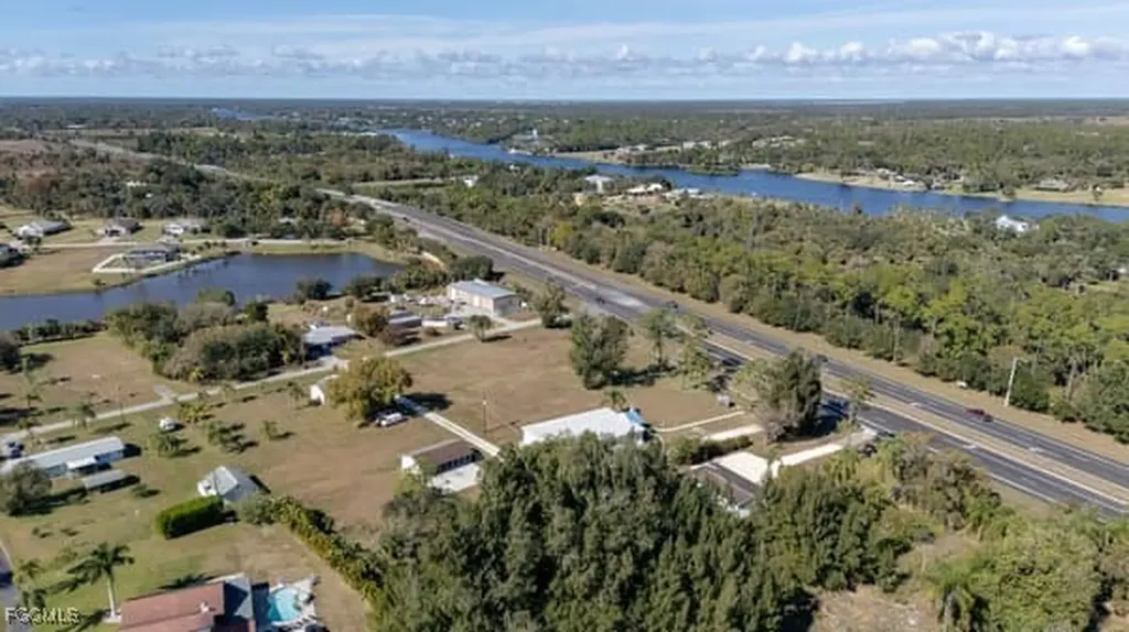 17770 Palm Beach Boulevard Alva FL 33920