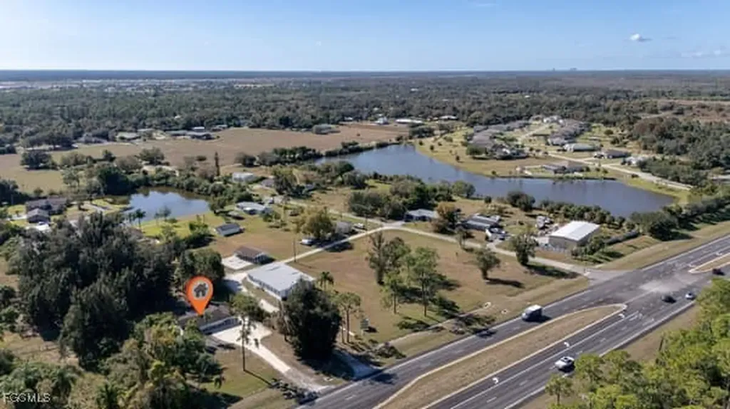 17770 Palm Beach Boulevard Alva FL 33920