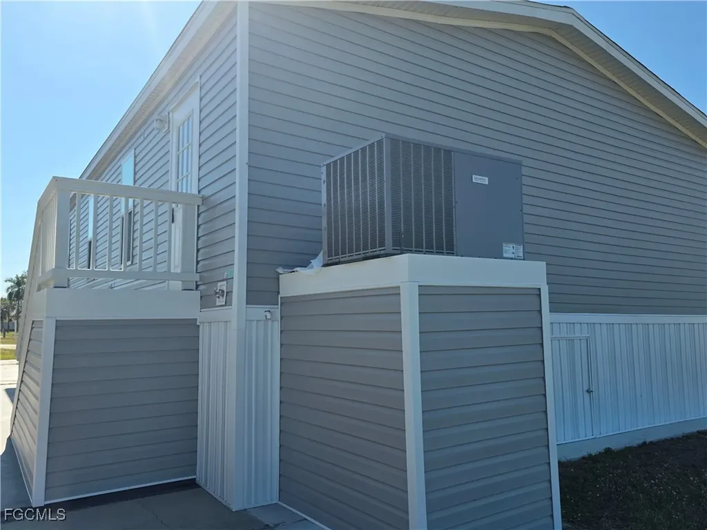 7 Birch Boulevard Fort Myers FL 33908