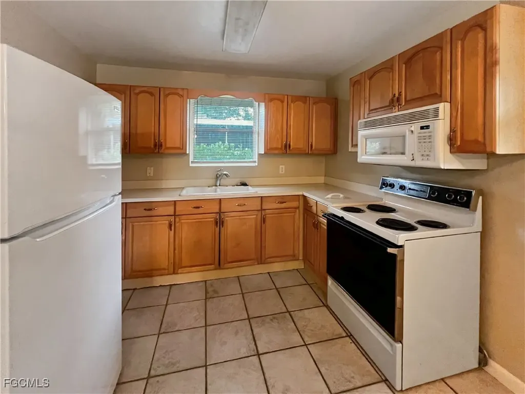 27917 Washington Street Bonita Springs FL 34135