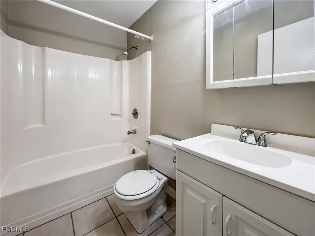 27917 Washington Street Bonita Springs FL 34135