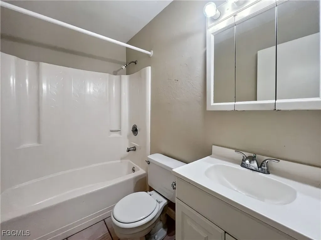 27917 Washington Street Bonita Springs FL 34135