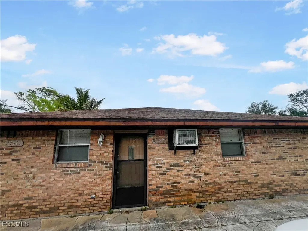 27917 Washington Street Bonita Springs FL 34135
