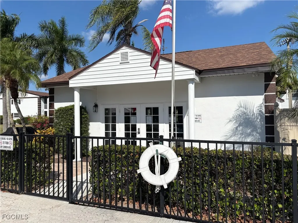 7001 New Post Drive North Fort Myers FL 33917