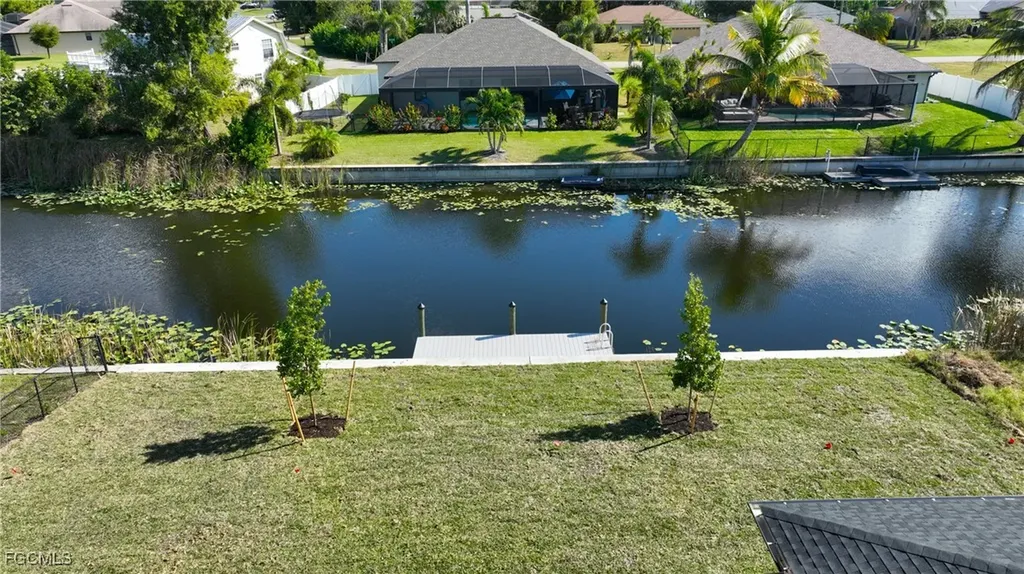 907 SW 15th Place Cape Coral FL 33991