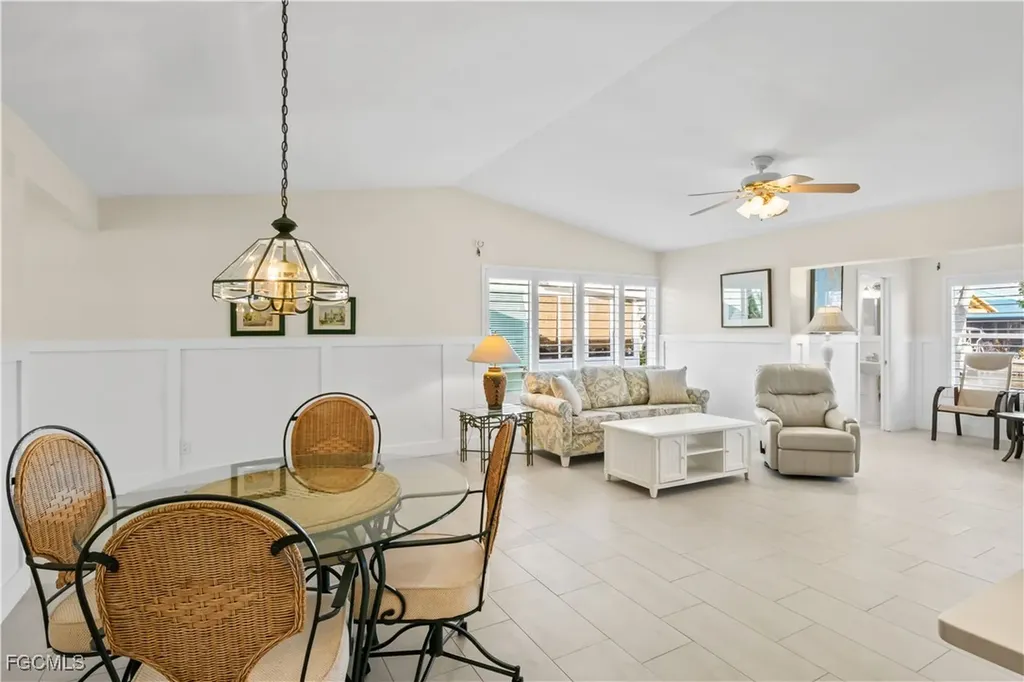 2781 Bruce Street Matlacha FL 33993