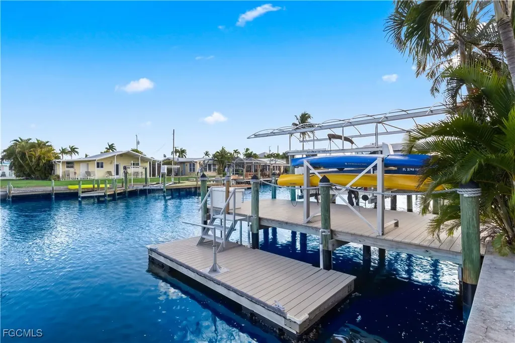 2781 Bruce Street Matlacha FL 33993