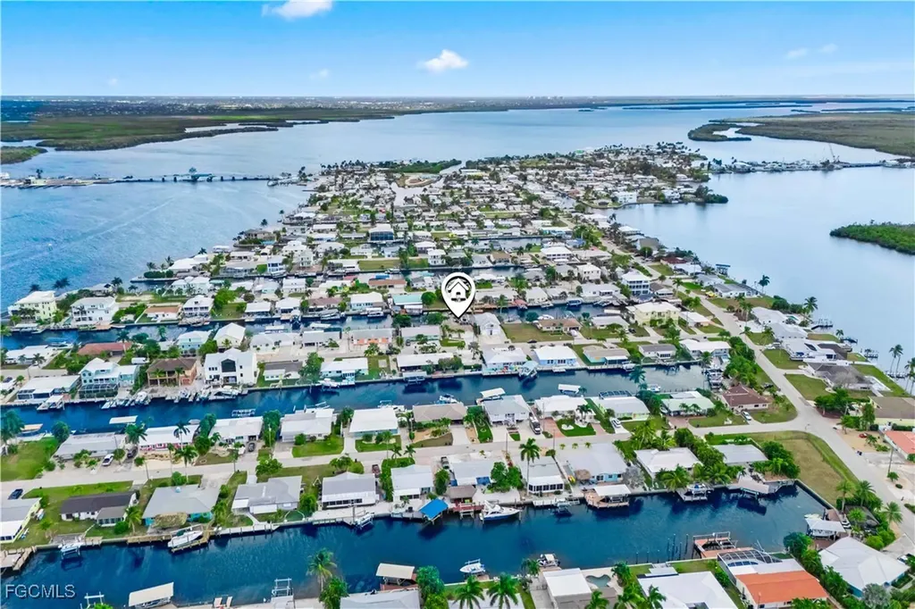 2781 Bruce Street Matlacha FL 33993