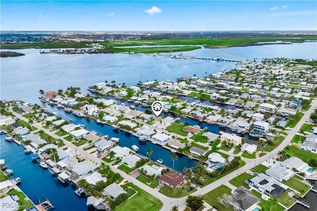 2781 Bruce Street Matlacha FL 33993