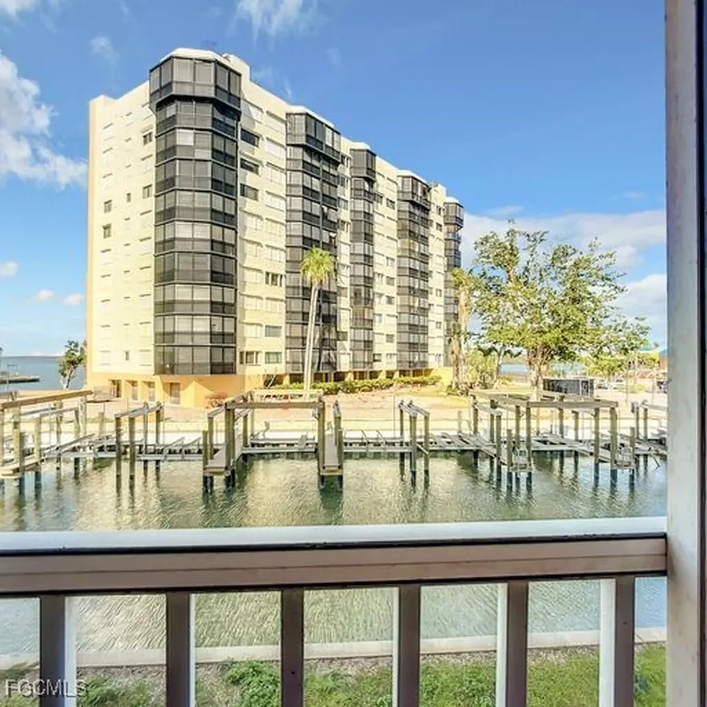 4331 Bay Beach Lane Fort Myers Beach FL 33931