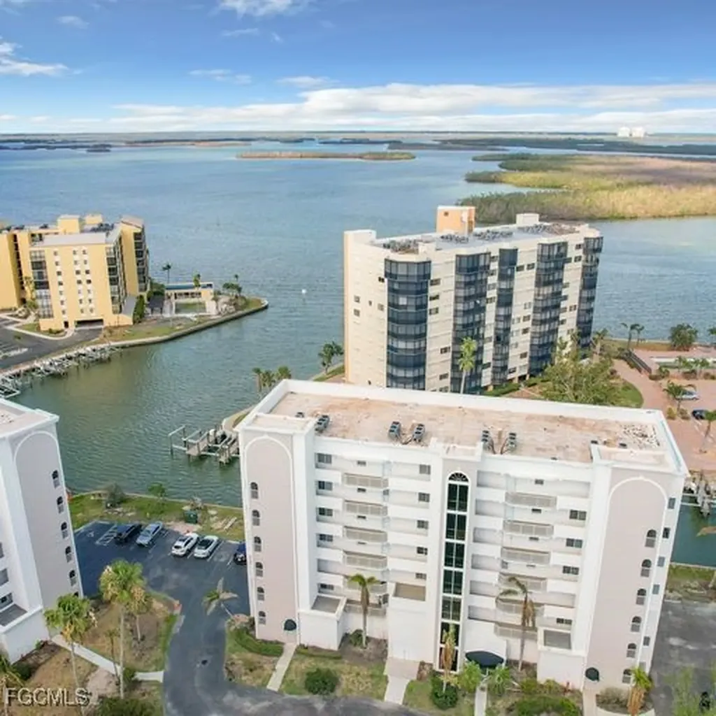 4331 Bay Beach Lane Fort Myers Beach FL 33931