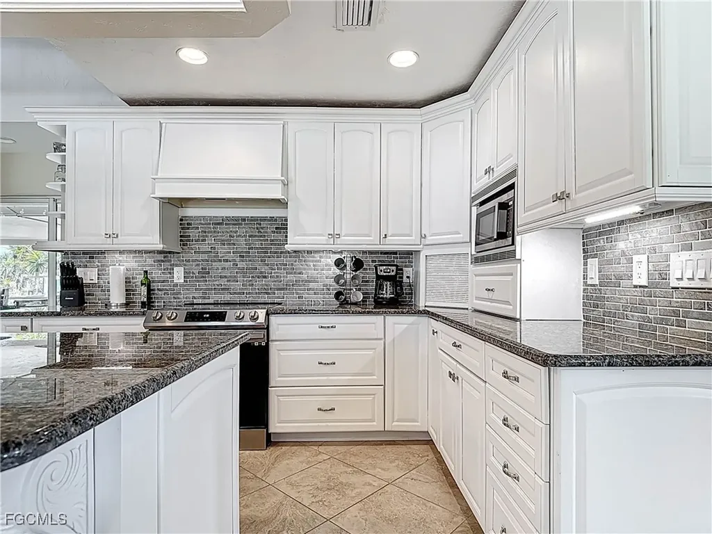 11481 Rebecca Circle Fort Myers Beach FL 33931