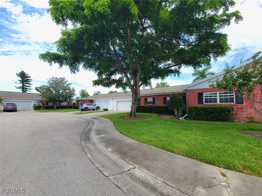 1351 Bunker Way Fort Myers FL 33919