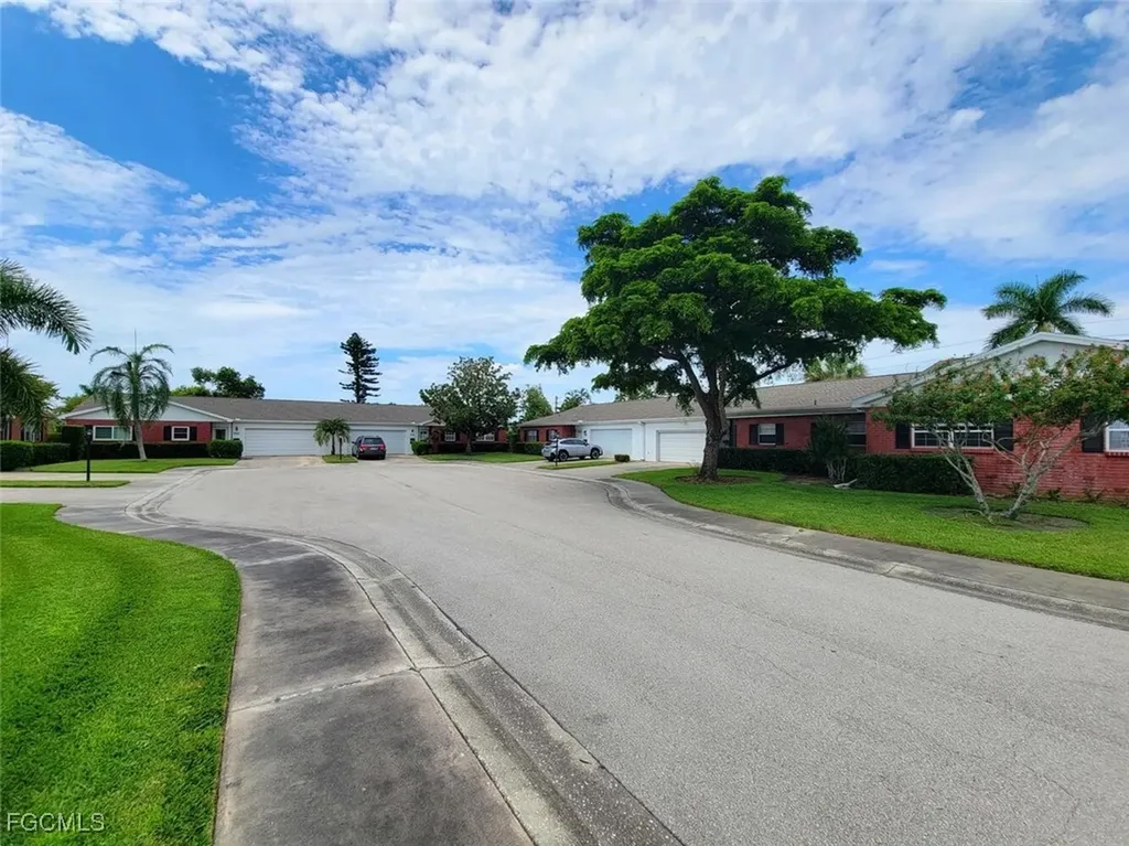 1351 Bunker Way Fort Myers FL 33919