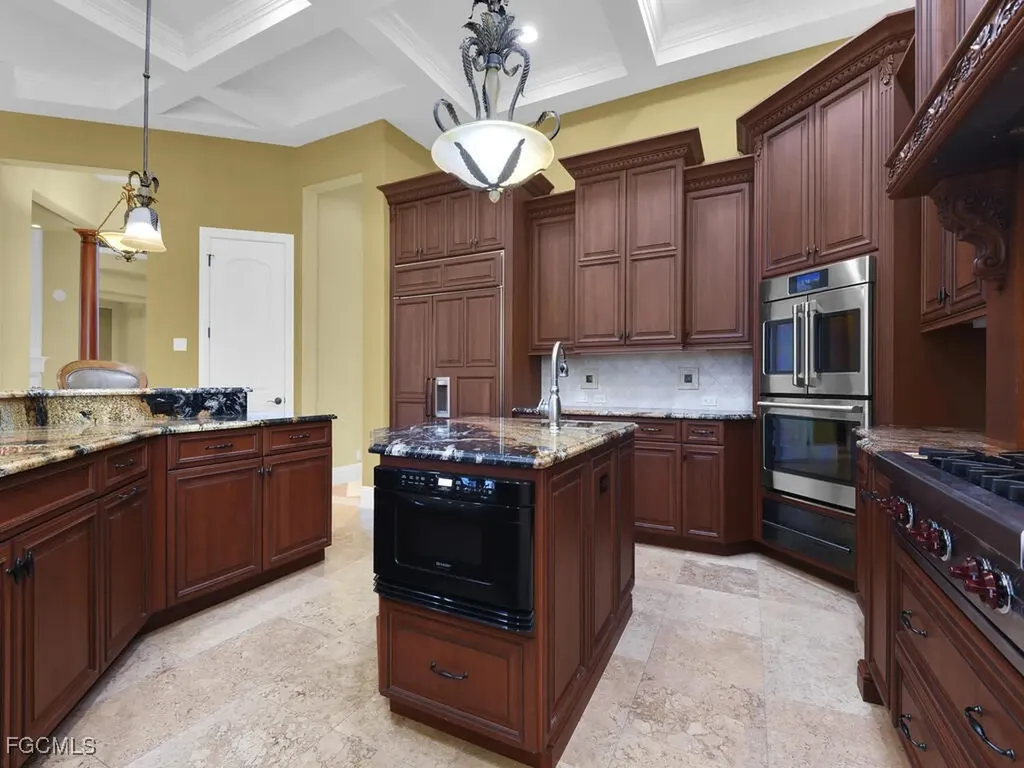 11633 Talon Drive Naples FL 34120
