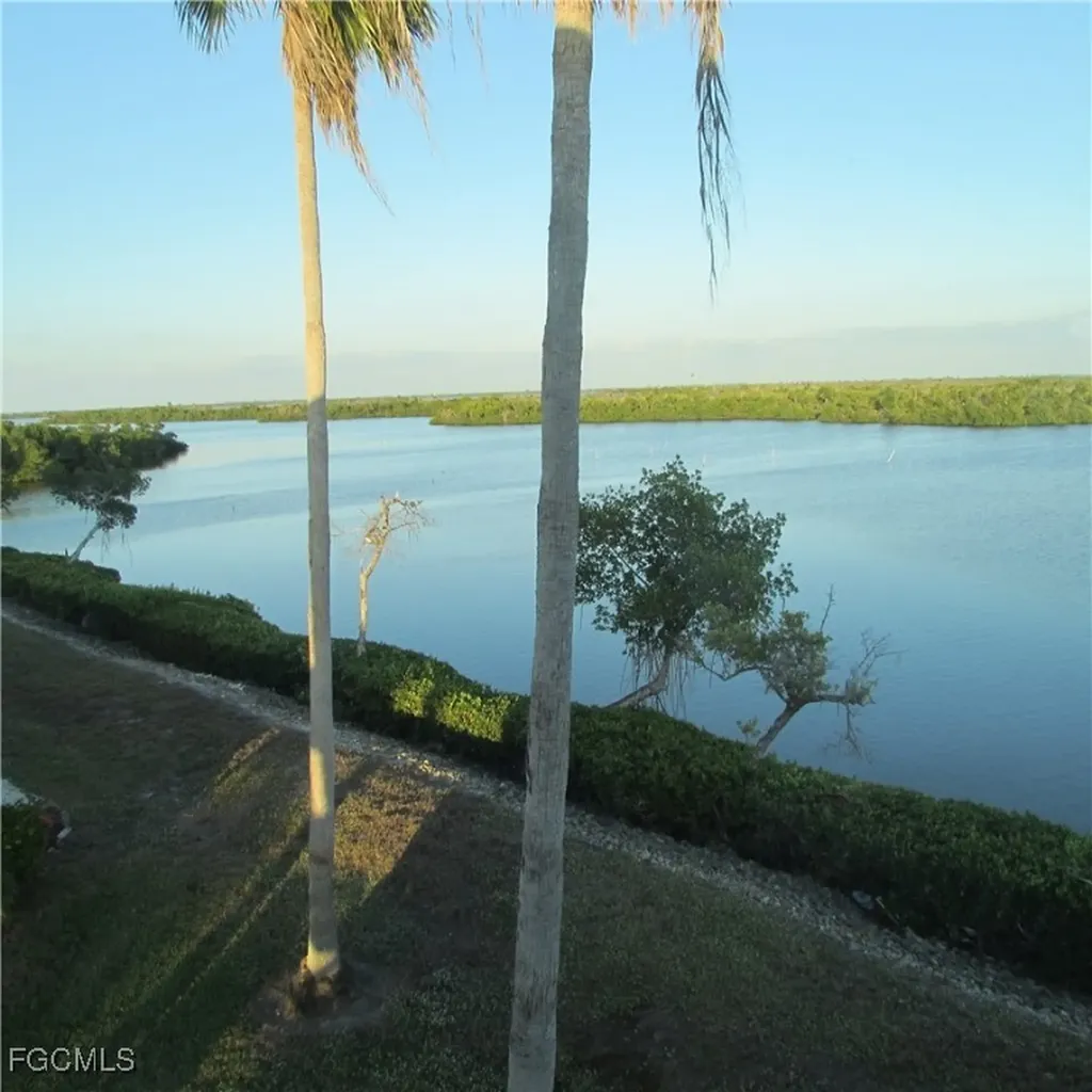 5371 Blue Crab Circle Bokeelia FL 33922