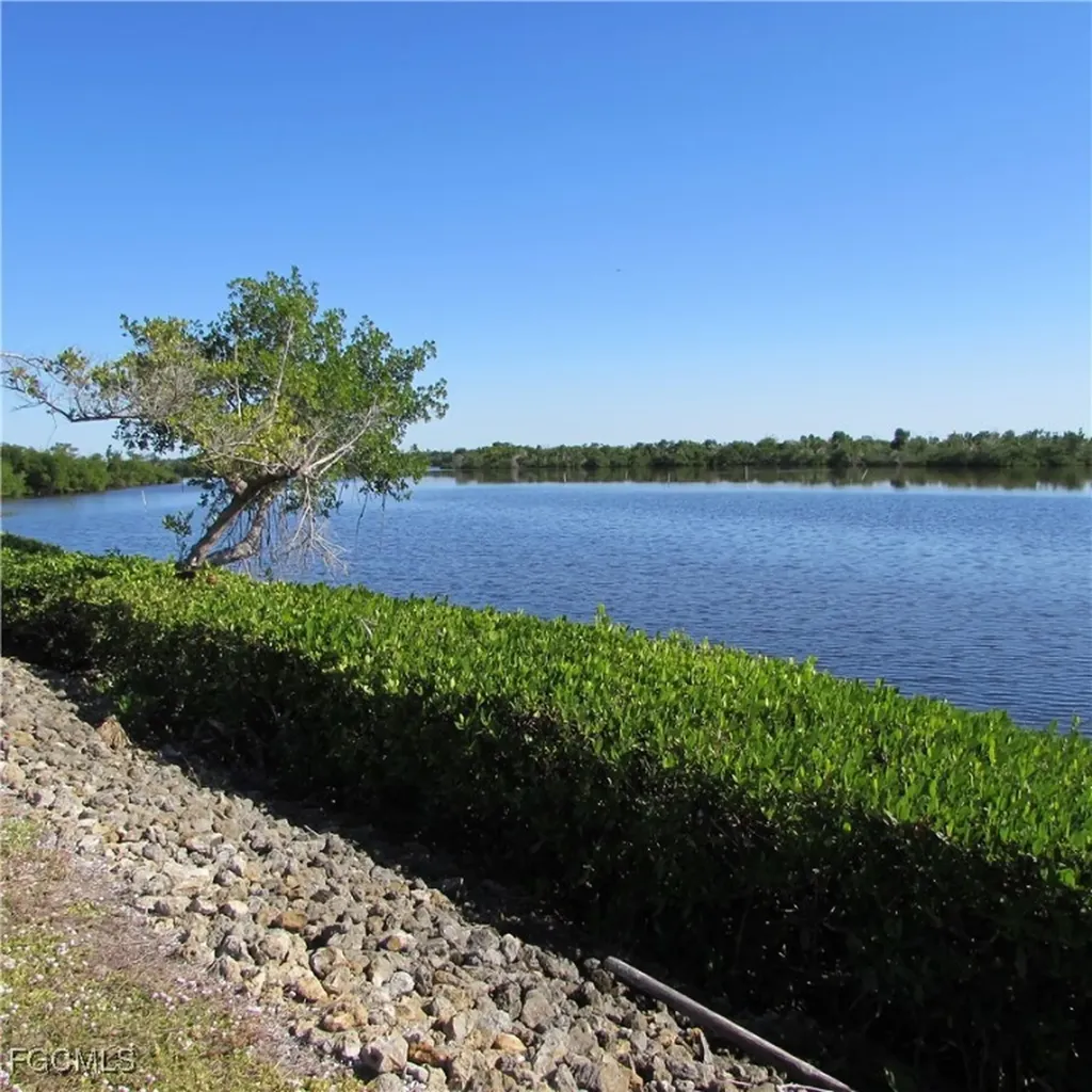 5371 Blue Crab Circle Bokeelia FL 33922