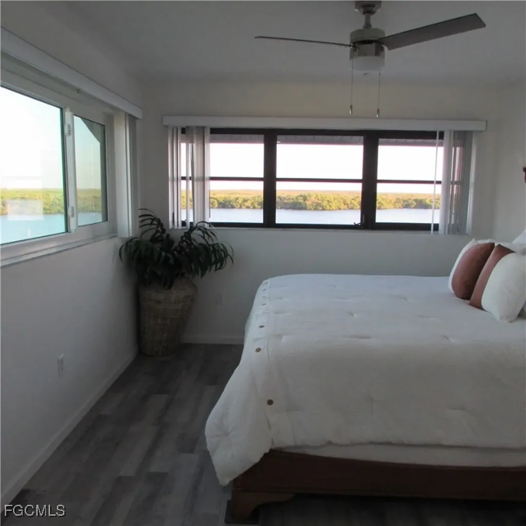 5371 Blue Crab Circle Bokeelia FL 33922