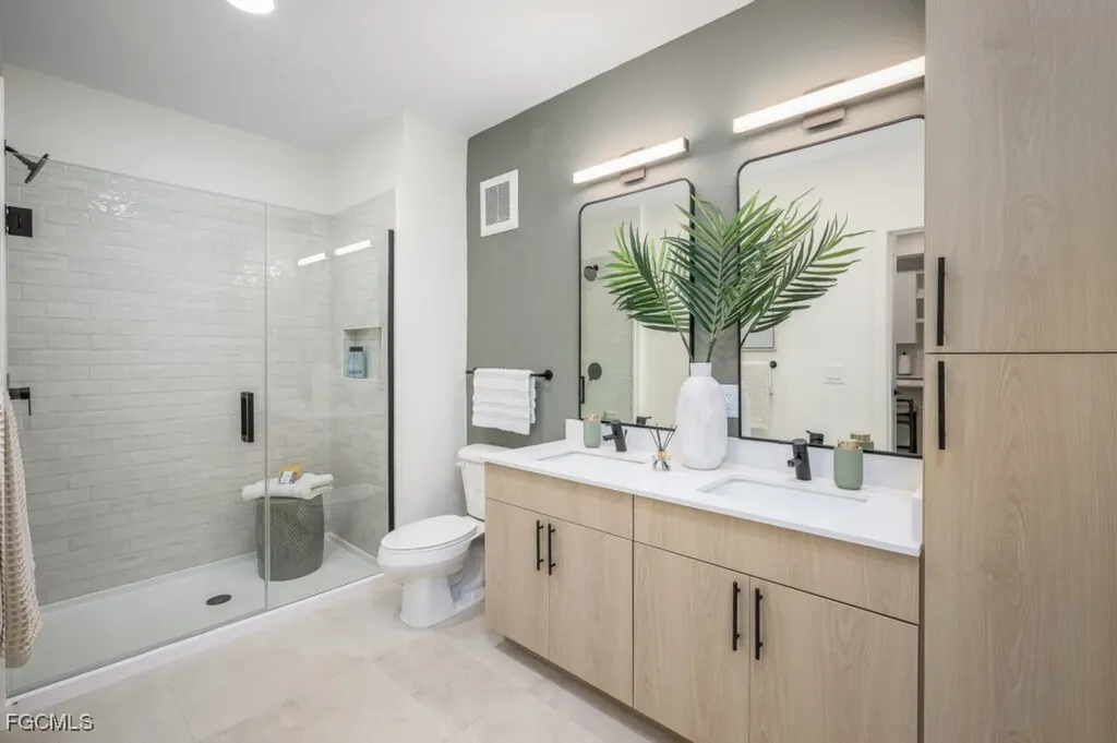 8552 Collier Boulevard Naples FL 34114