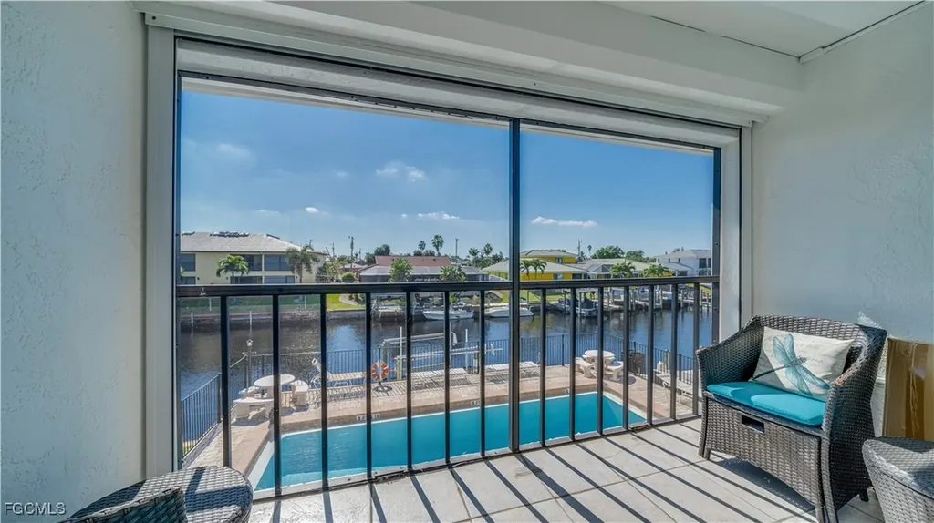 1102 SE 39th Terrace Cape Coral FL 33904