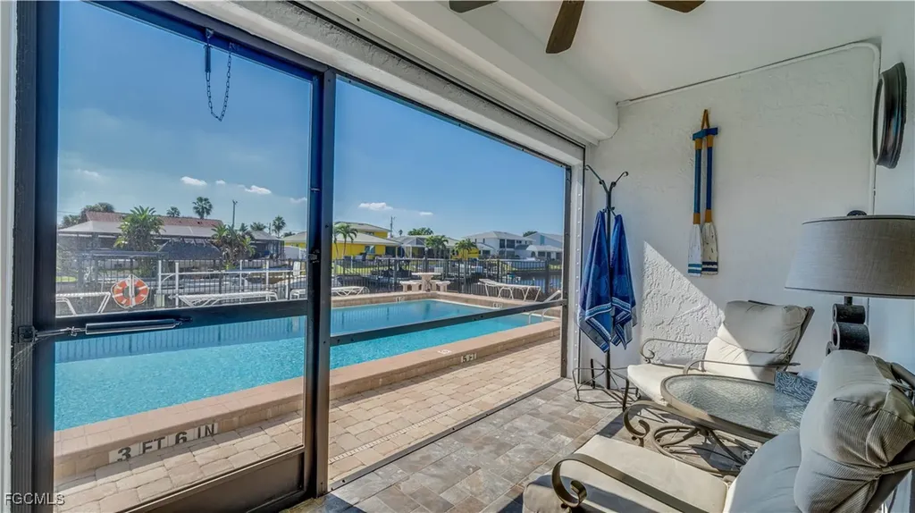 1102 SE 39th Terrace Cape Coral FL 33904
