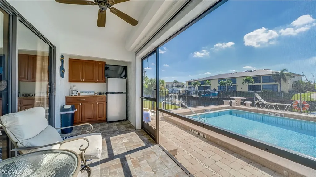 1102 SE 39th Terrace Cape Coral FL 33904