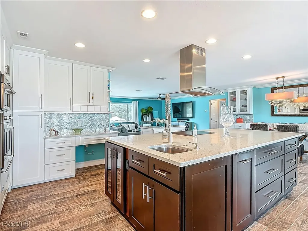 18443 Deep Passage Lane Fort Myers Beach FL 33931