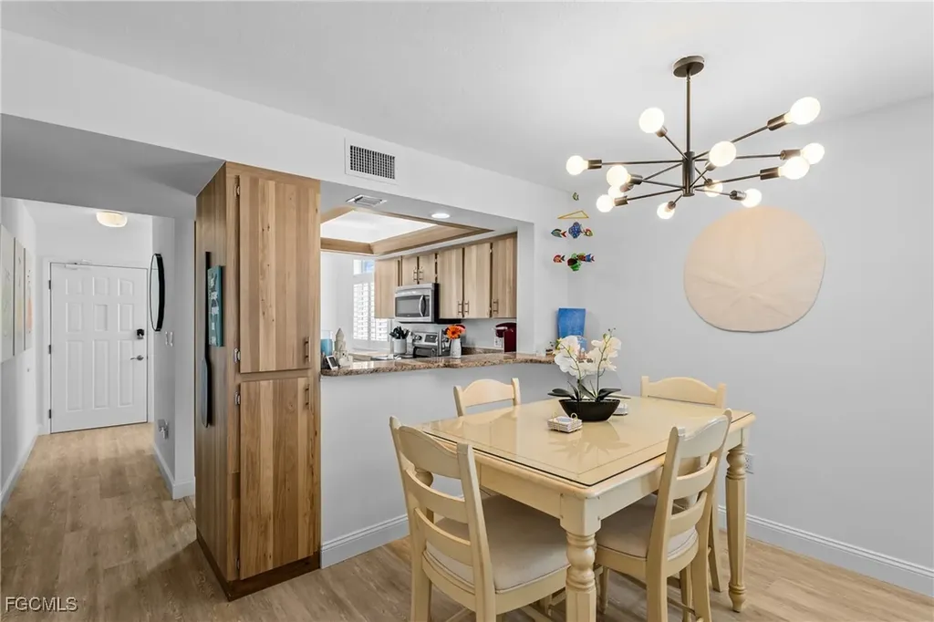 9415 Gulf Shore Drive Naples FL 34108