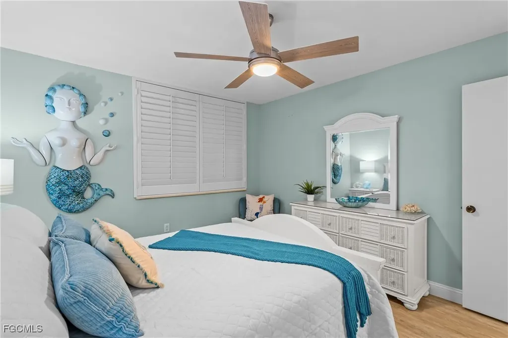 9415 Gulf Shore Drive Naples FL 34108