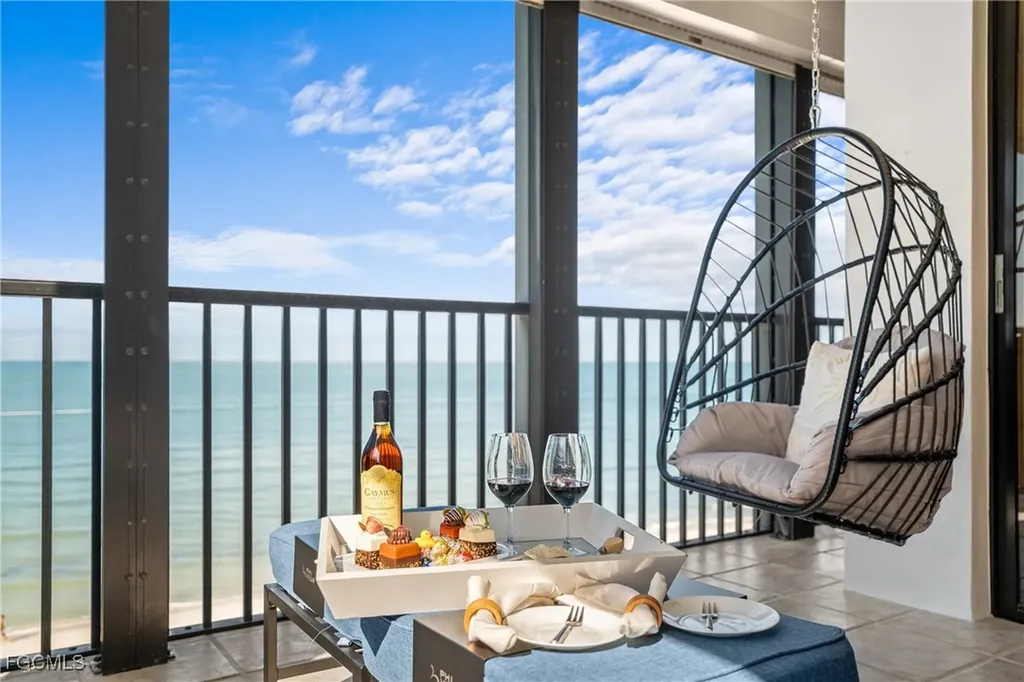 9415 Gulf Shore Drive Naples FL 34108