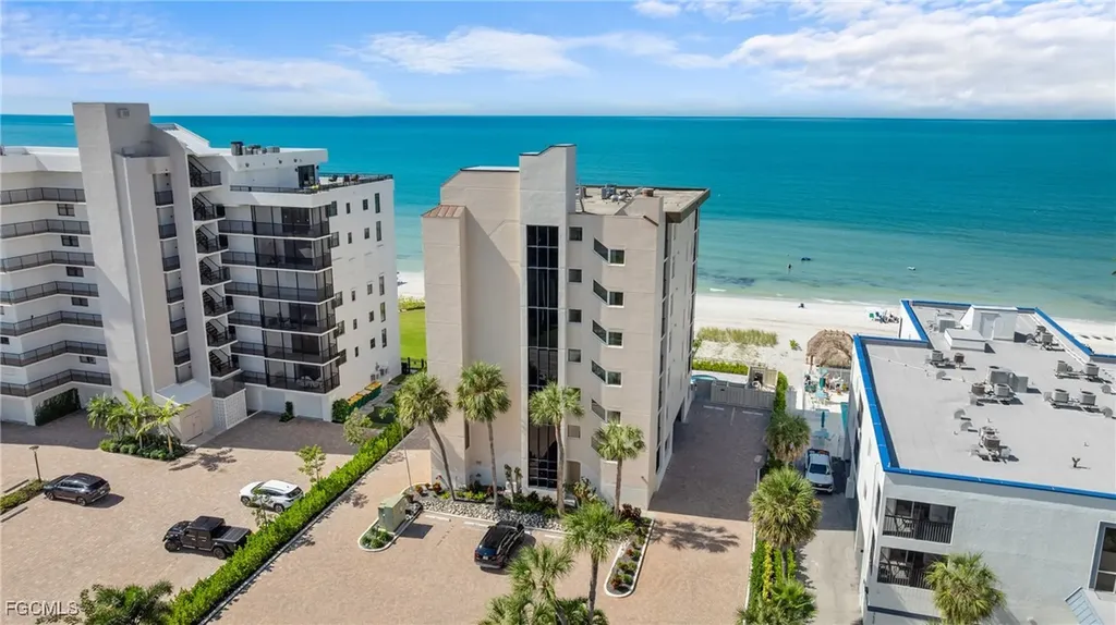 9415 Gulf Shore Drive Naples FL 34108