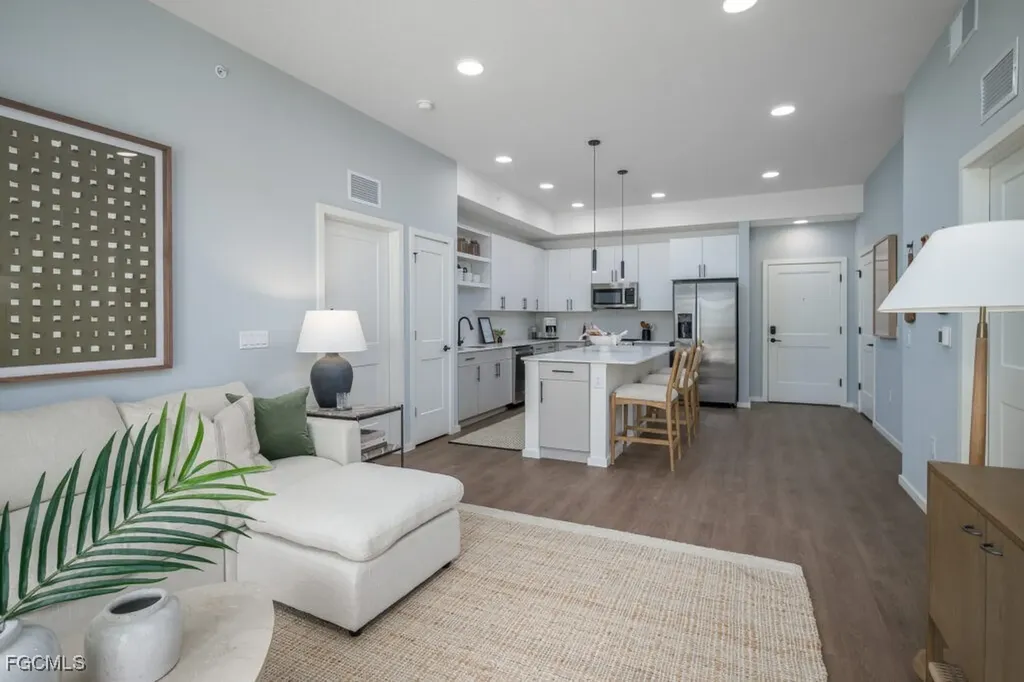 8552 Collier Boulevard Naples FL 34114