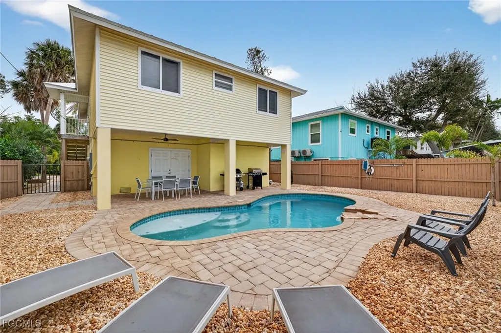 227 Mango Street Fort Myers Beach FL 33931