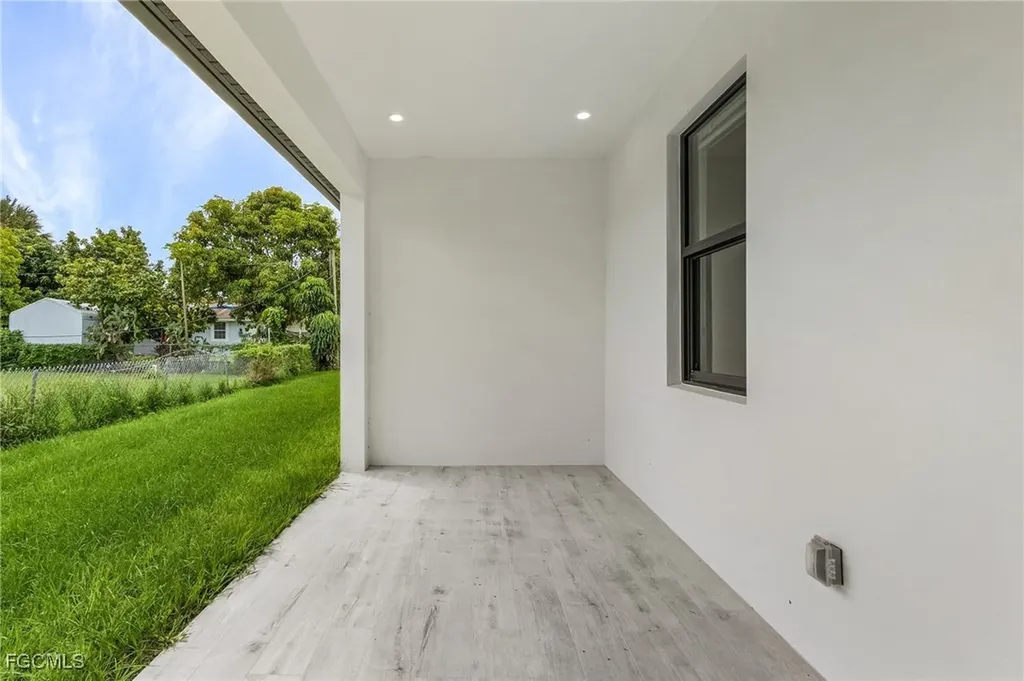 2378 Hunter Boulevard Naples FL 34116